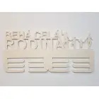 Drevený držiak na medaily behá celá rodina 45cm