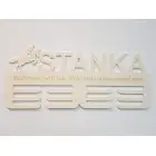 Drevený držiak na medaile s menom a laserovaným textom 45cm parkúrové jazdenie