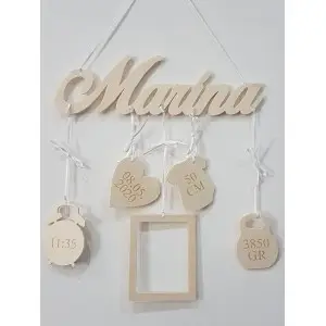 5 hanging decorations with the name NATURAL 2