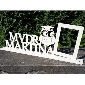 Graduation gift - Mvdr. stand with a custom name 2
