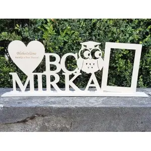 A gift for a Bachelor's degree graduation - a personalized stand with a name and a heart