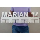 80cm drevený vešiak na medaile s laserovaním a menom Marian