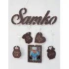 5 závesných doplnkov s menom farba čokoládová