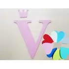 The letter on the wall with a crown is 30cm high