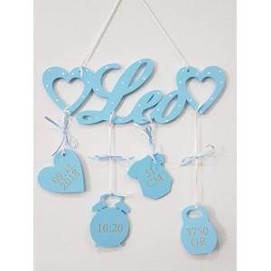 Gift for a child with the name with hearts and the details Leo