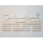 Drevený držiak na medaile s laserovaným textom 45cm pulz srdca