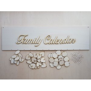 Dřevěný rodinný kalendář typ D s nápisem "Rodinný kalendár" | LYMFY.sk | Sety rodinných kalendářů