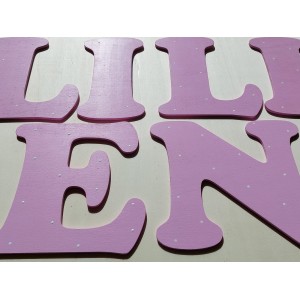 Drevené písmená na stenu výška 20cm - LILIEN - korunka 2