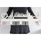 80cm drevený vešiak na medaile s laserovaním a menom + pulz