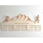 Drevený držiak na medaile komplikovaný návrh s laserovaním 55cm atletika