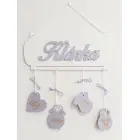 Meno na tabuľke s údajmi o narodení Klárka