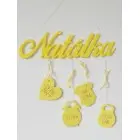 Drevené meno na stenu  farba žltá-svetlá