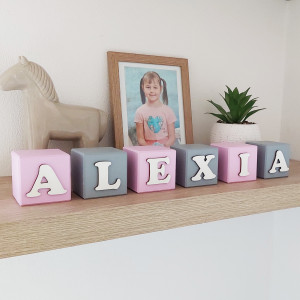 Cubes with the name 5.5 cm price/cube 2