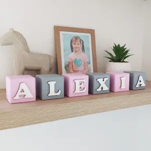 Kocky s menom 5,5cm cena/kocka 2