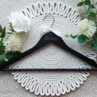 Hochzeit Kleiderbügel mit der Aufschrift Braut SCHWARZ