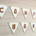 Wooden garland 10x10cm price per piece letter