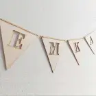 Wooden garland 15x16cm price per piece letter-unpainted
