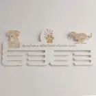 Maľovaný držiak na medaily 45cm + gravírovanie z FOTO psíka