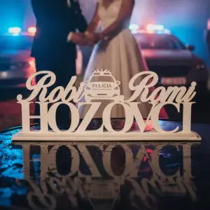 Wedding stand with baptismal names and custom picture