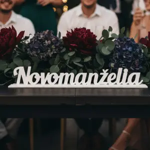 Wedding stand Newlyweds