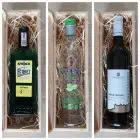 Gift wooden wine box with metal closure