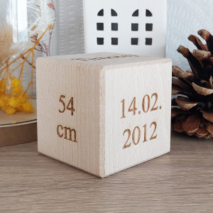 Wooden cube with birth data 5.5cm 2