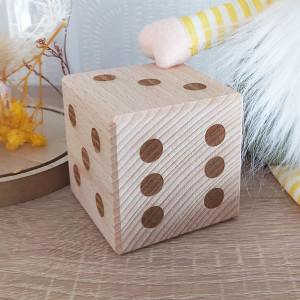 Wooden game cube 5.5cm 2