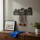 Medaillenaufhänger aus Holz WAVES 80cm + Gemälde + Name