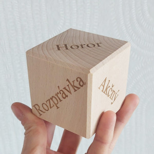 Wooden cube for undecided people 5.5cm - Film genres 2