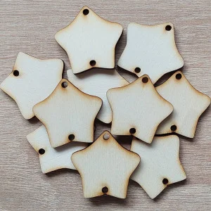 Accessoires: Ausgeschnittener Stern mit beigen Rändern für einen Familienkalender