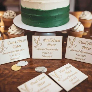 Wooden magnet sacrament of confirmation 8cm price per piece