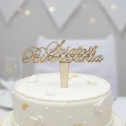 Stecken Sie den Firmungs-Sakrament-Topper auf den Kuchen, 15 cm lang