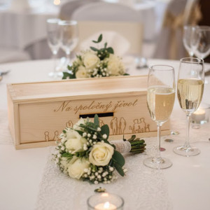 Wooden wedding money box 2