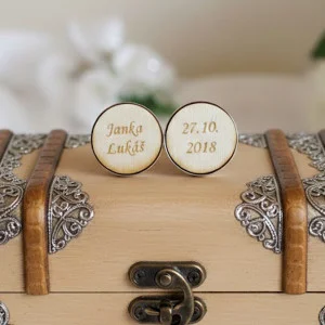 Hochzeit Manschettenknöpfe rund mit Namen und Datum
