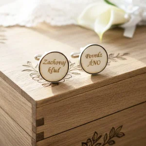 Hochzeit Manschettenknöpfe rund mit dem Text JA