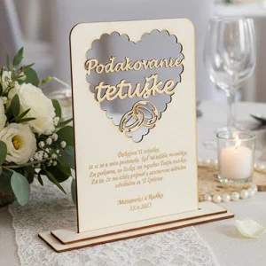 Wooden thank-you stand to aunt