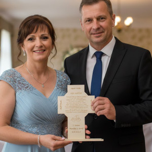 Thank you to the parents in the shape of a cross 25.5x25cm 2