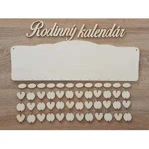 Drevený rodinný kalendár typ B s nápisom "Rodinný kalendár" SK 2