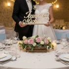 Stojan s krstnými menami a dátumom