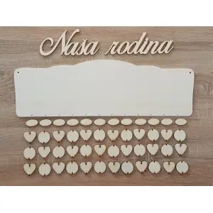 Drevený rodinný kalendár typ B s nápisom "Naša rodina" SK 2