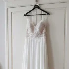 Hochzeit Kleiderbügel mit der Aufschrift Braut SCHWARZ