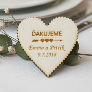 Magnetka svadobná vrúbkovaná tri srdiečka 55x55x3mm