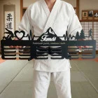 80 cm langer Medaillenhalter aus Holz mit Puls + Name + Sportart