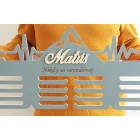 Drevený vešiak na medaily 80cm HORA + maľovanie + meno