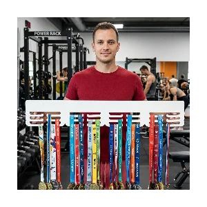 80cm drevený vešiak na medaile BEZ MENA A ŠPORTU 2