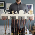 80cm drevený vešiak na medaile s gravírovacími obrázkami