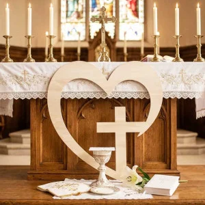 Church decoration heart with cross 65cm 2