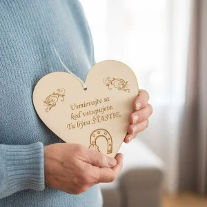 Wooden plaque 17cm-Here lives happiness 2