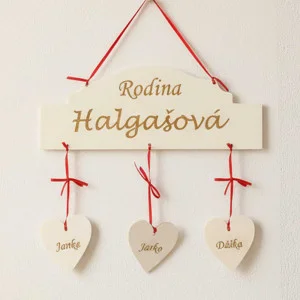 Wooden name tag FAMILY width 30cm-3pcs hearts