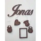 5 závesných doplnkov s menom farba čokoládová